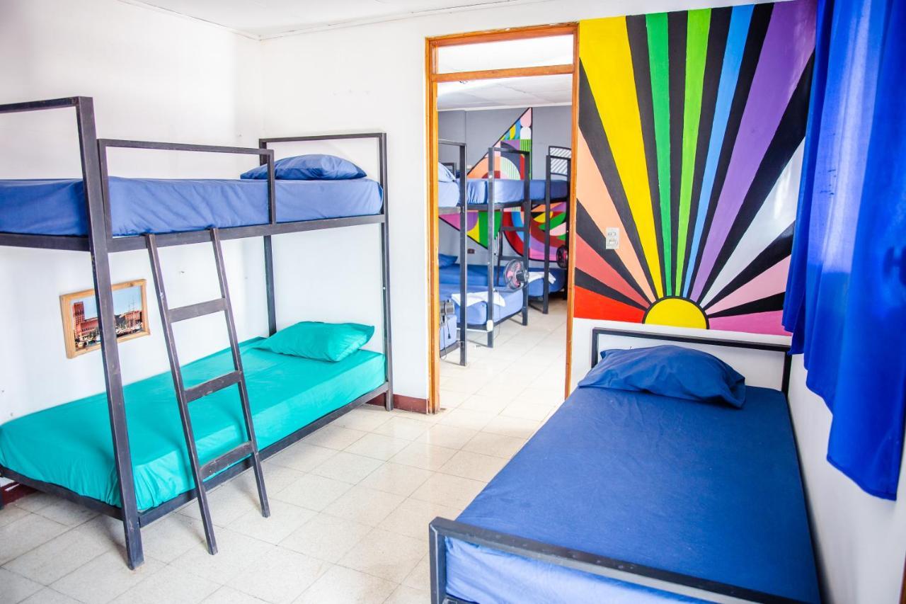 The Spot Hostel León Exterior foto